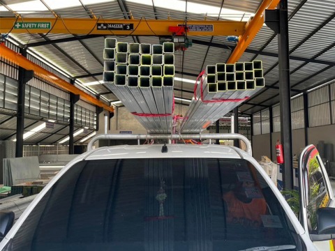 เหล็กกล่องชุบกัลวาไนซ์